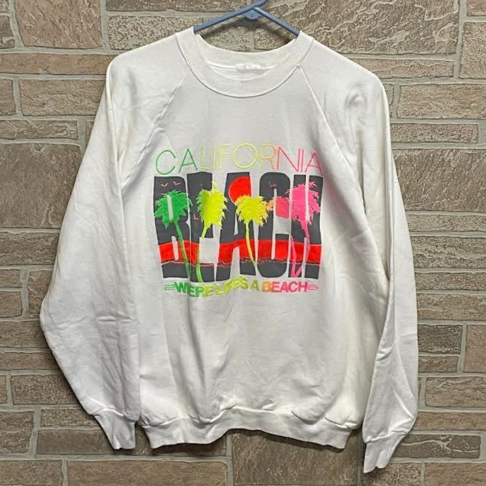 Vintage California Beach Travel Sweatshirt